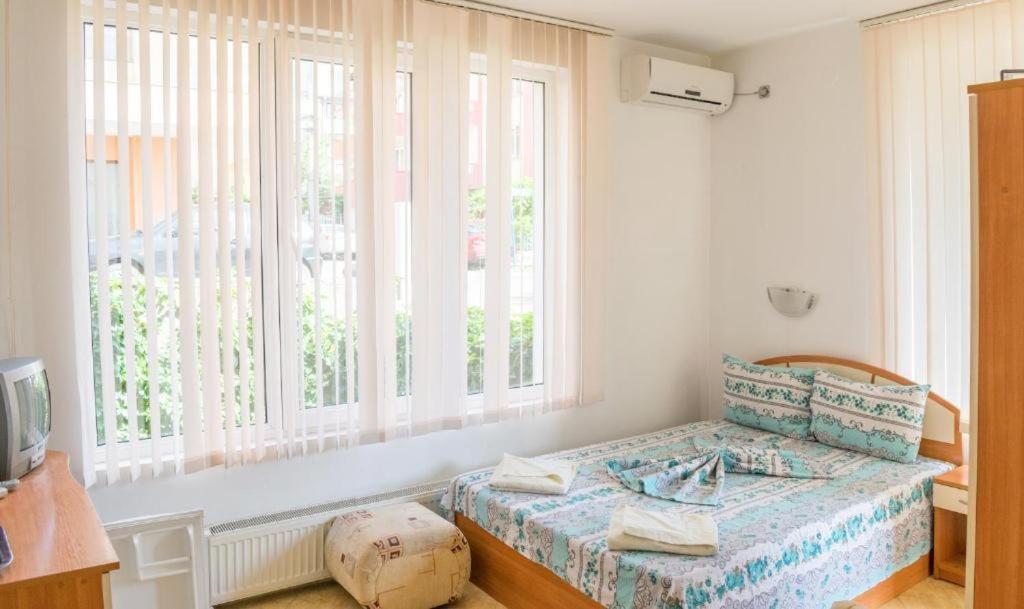 Guest House Eos Созополь Екстер'єр фото